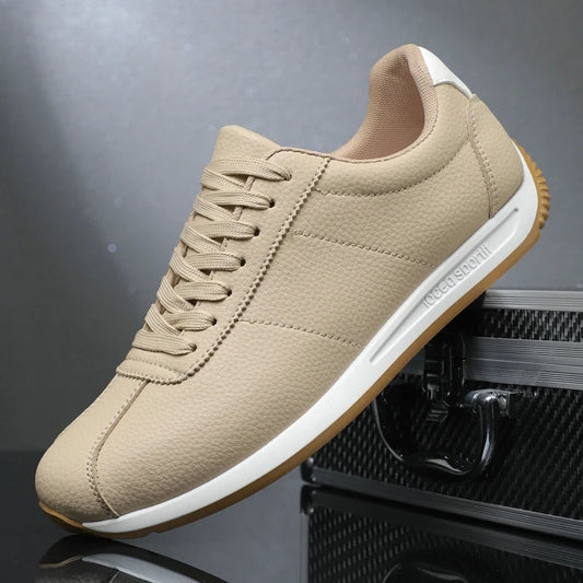 Leisure Running Summer Fashion Anti Slip Mountaineering PU Leather Sports Shoes Tennis Trend  Hot Selling Men White Flat Shoes
