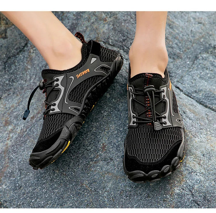 Water Shoes for Men, Trekking Hiking Shoes, Drainage Beach Aqua Shoes, Quick Dry Swim Barefoot Sandals, Diving Fishing Surfing Sneakers