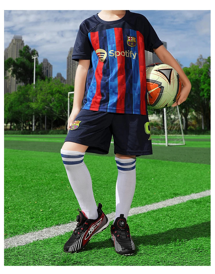 Children's Rotating Buckle Sneakers Students Competition Training Football Shoes Fashionable Lightweight Anti-slip Footwear