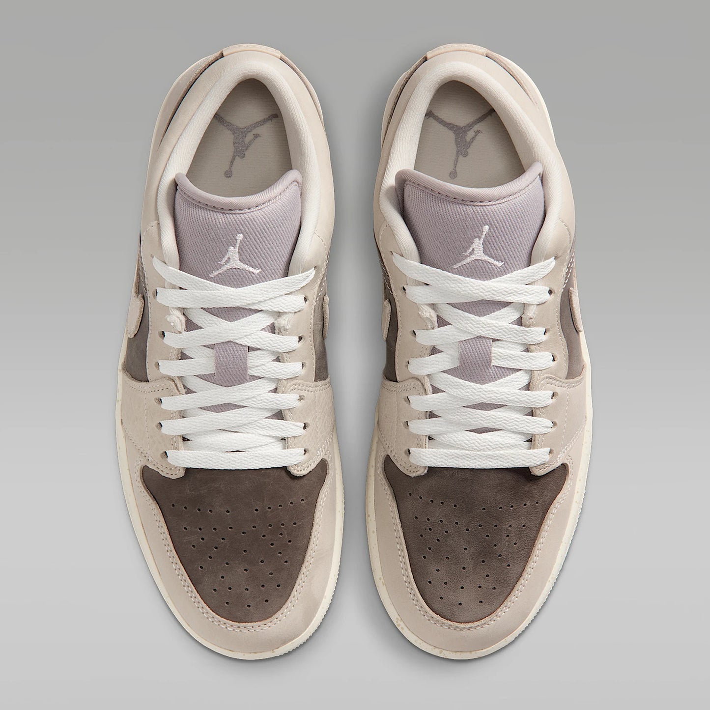 Nike Original JORDAN Herren-Basketballschuhe, niedrig geschnitten, mit Schnürung, strapazierfähig und stoßdämpfend, IB7011-001