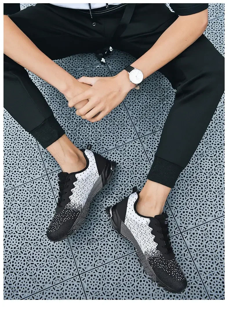 2025 Thick-Soled Sports Shoes Youth Mesh Breathable Running Shoes Trendy Spring Summer Korean Large Black and White Shoes Walk