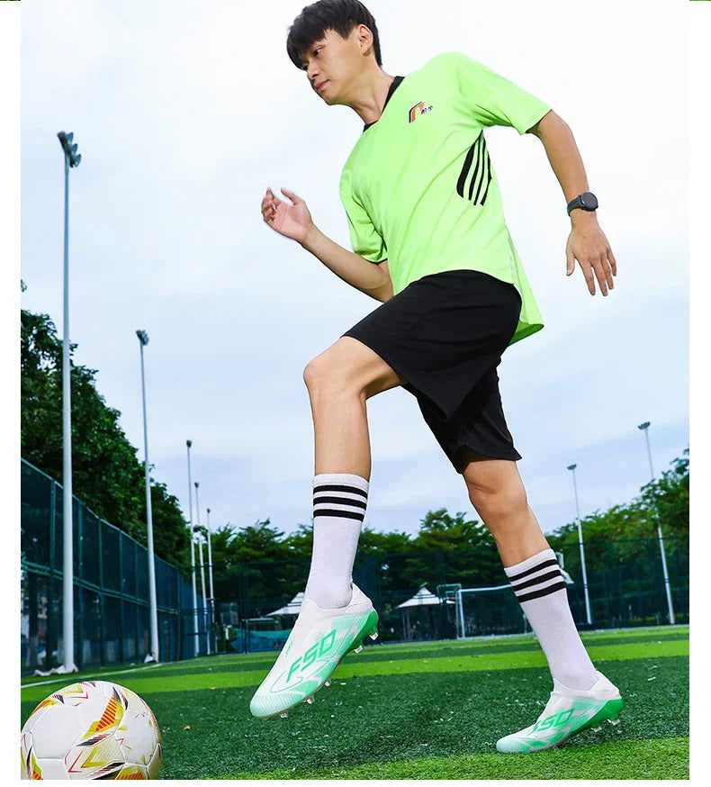 New Men’s Football Boots High-Quality Soccer Shoes Sneakers Match Indoor Non-Slip Grass Cleats High-Top Futsal Hot-Selling Outdoor