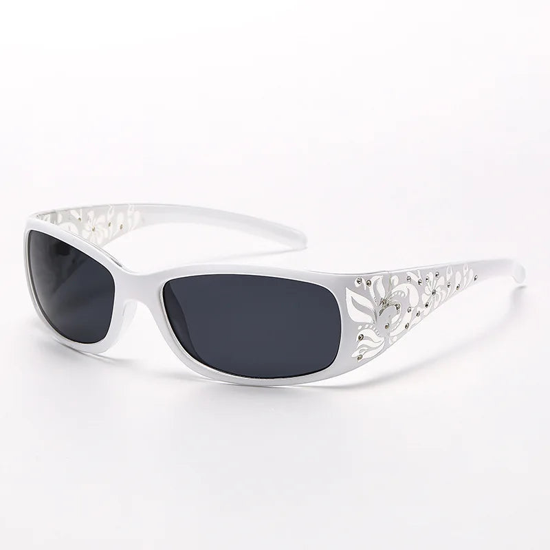 Fashion New Y2K Ladies Pattern Relief Square Small Frame Sunglasses Retro Style Elegant Summer Vacation Beach Glasses