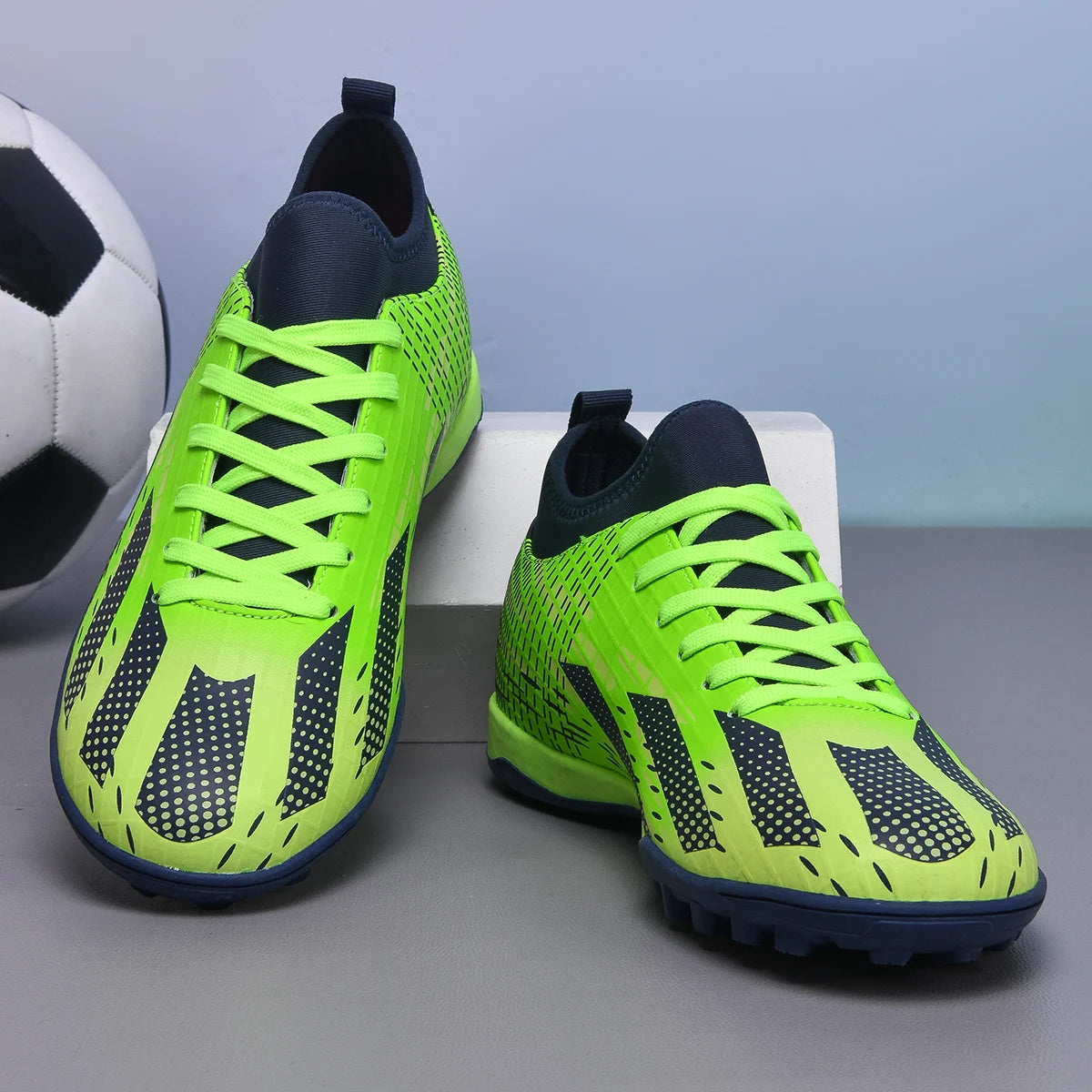 New Men Soccer Shoes Futsal Indoor Football Boots Sport Match Training Kids TF Cleats Grass Ankle Hot-selling High-quality Light