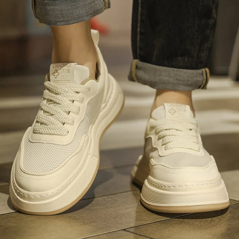 Ultraleichte atmungsaktive Mesh-Sneaker für Herren 2025 – modische Freizeitschuhe mit dicker Sohle, komfortable Schnür-Trainer für tägliche Spaziergänge