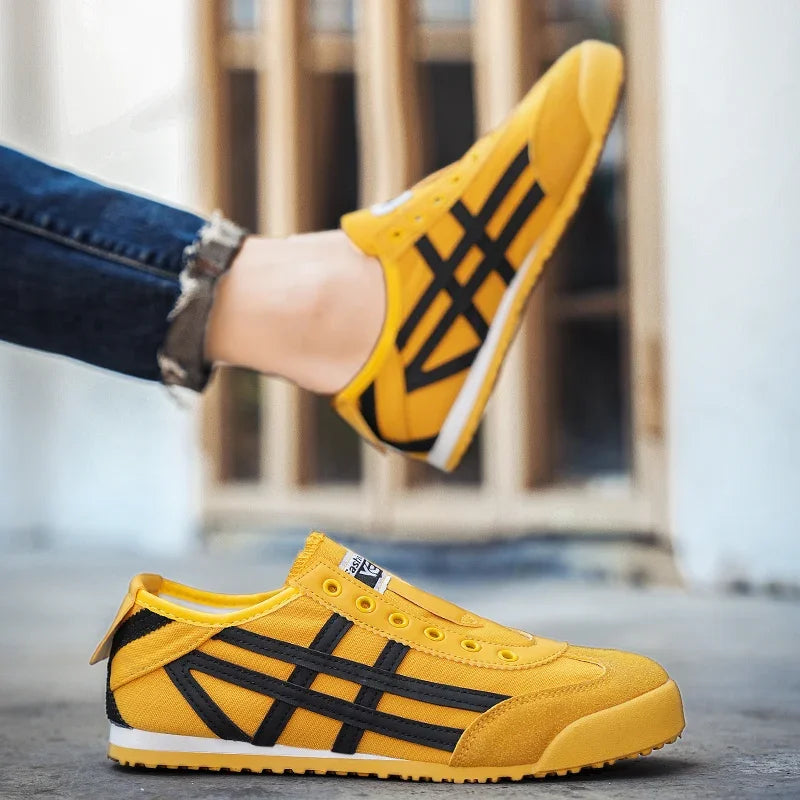 Men's Classic Running Shoes Lace-Up Flat Bottom Sports Shoes Soft Sole Walking Gym Breathable Couple Casual Canvas Tennis Shoes