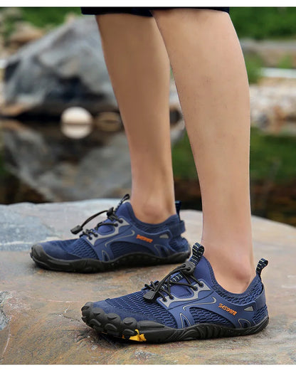 Water Shoes for Men, Trekking Hiking Shoes, Drainage Beach Aqua Shoes, Quick Dry Swim Barefoot Sandals, Diving Fishing Surfing Sneakers