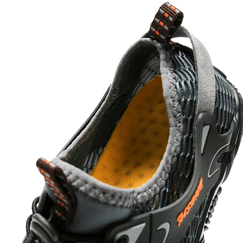 Water Shoes for Men, Trekking Hiking Shoes, Drainage Beach Aqua Shoes, Quick Dry Swim Barefoot Sandals, Diving Fishing Surfing Sneakers