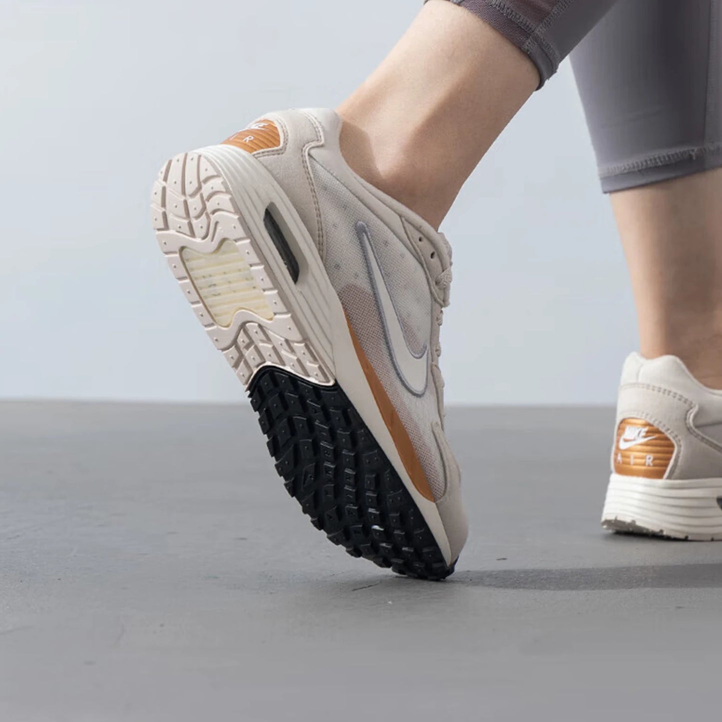 Zapatillas de running ligeras Nike Air Max Solo auténticas para mujer FN0784-105