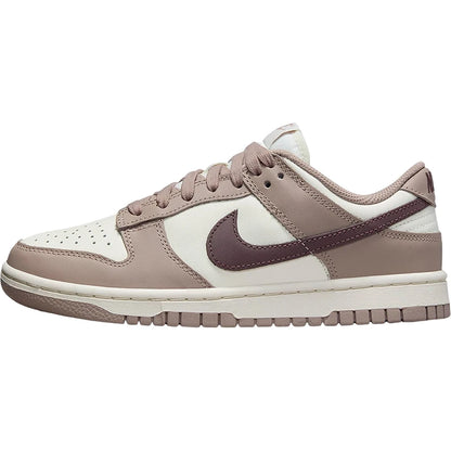 Sneakers basse rétro da donna Nike Genuine Dunk Low DD1503-125