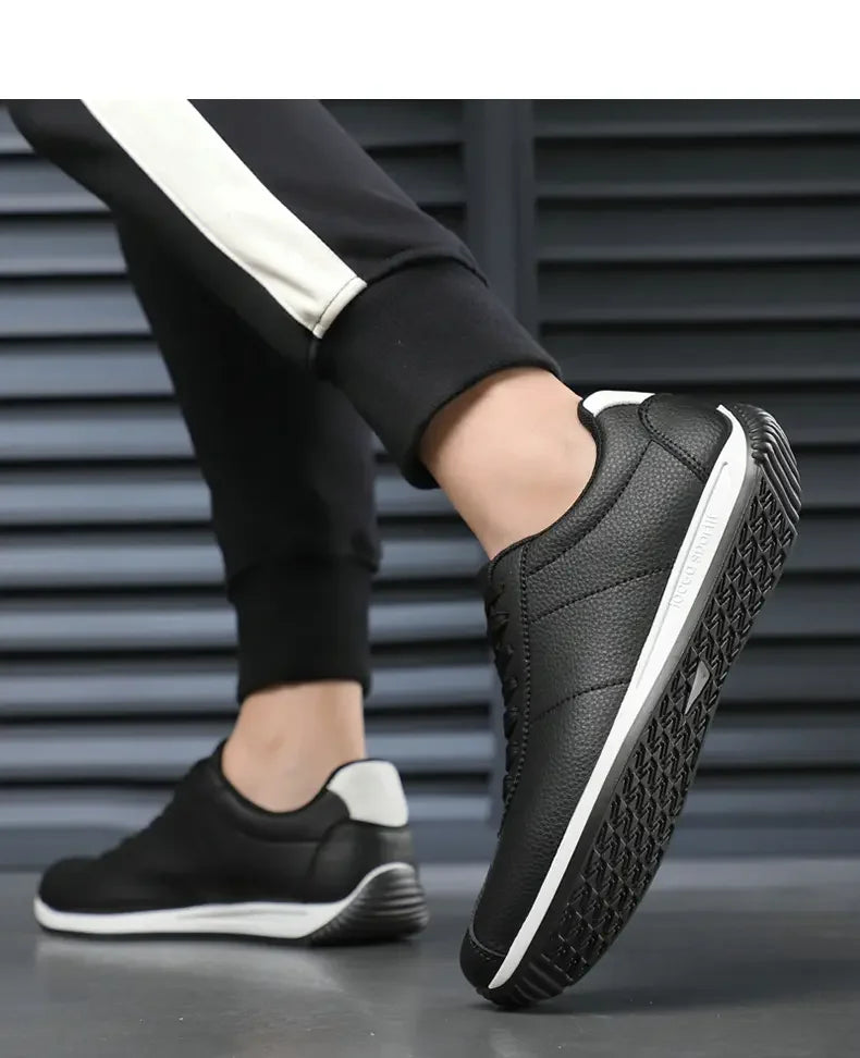 Leisure Running Summer Fashion Anti-Slip Mountaineering PU Leather Sports Shoes, Tennis Trend, Hot Selling Men’s White Flat Shoes