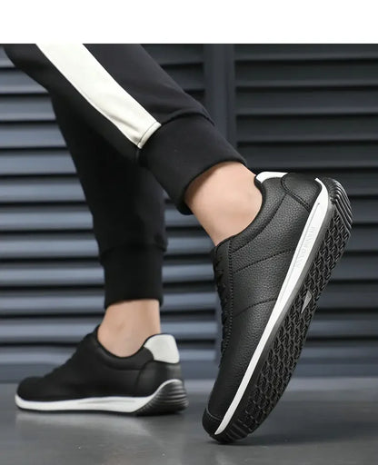 Leisure Running Summer Fashion Anti-Slip Mountaineering PU Leather Sports Shoes, Tennis Trend, Hot Selling Men’s White Flat Shoes