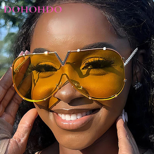 Trendy Rivets Metal Frame Oversized Pilot Women Sunglasses Brand Design Men Sunglass UV400 Outdoor Driving Travel Luxury Goggles