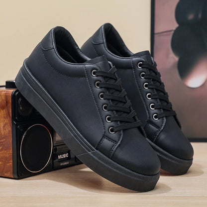 New Hot Selling Fashionable Men's Board Shoes Trendy White Shoes Student Sports Leisure Shoes Versatile Men's Shoes