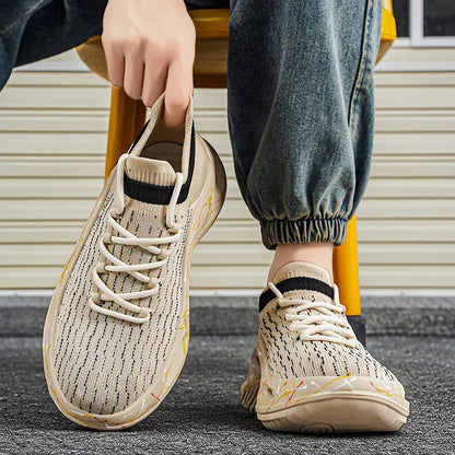 Men's Sports Shoes Soft Light Mesh Thick Sole Anti-Slip Tennis Shoes Spring New Fashion Lace-Up Outdoor Fitness Running Shoes