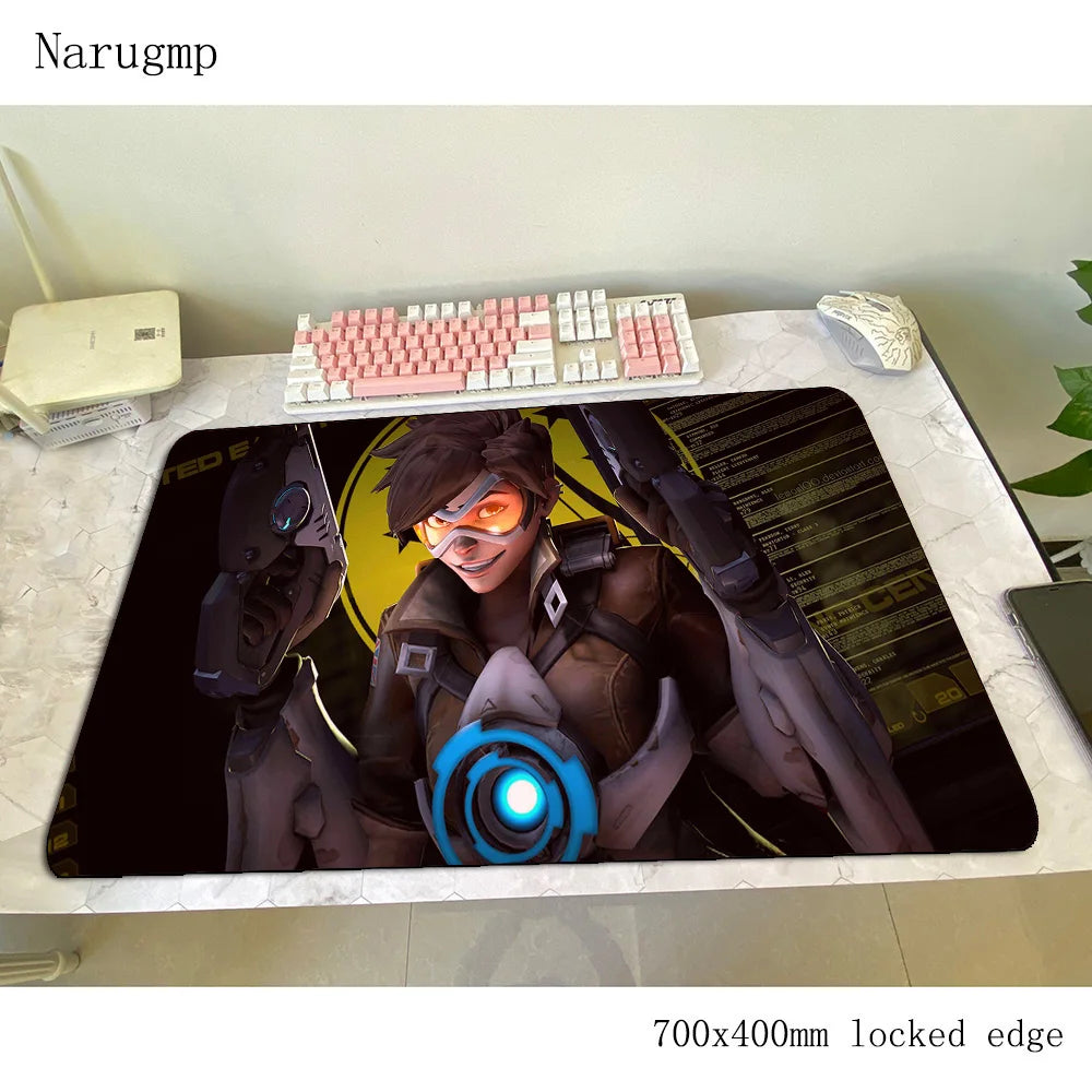 Tappetino mouse Overwatch 700x400x3mm, tappetino gaming anime con personalità per ufficio e notebook, tappetino da scrivania, regalo per ragazzo, pad mouse per giochi PC gamer