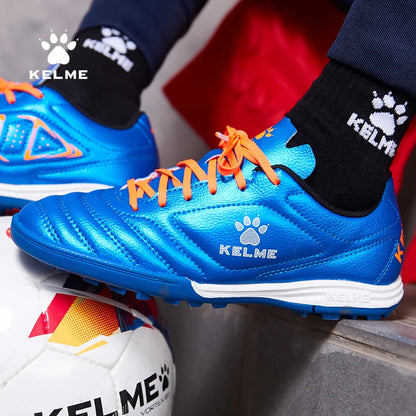 KELME Men Training TF Soccer Shoes Artificial Grass Anti-Slippery Youth Football Shoes AG Sports Training Shoes 871701