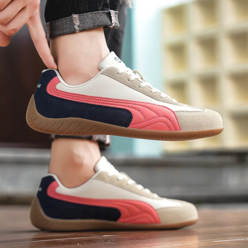 Popular Autumn Lightweight Fashionable Men's Casual Shoes Odor Resistant Low Cut Sports Shoes Outdoor Soft Retro Walking Shoes